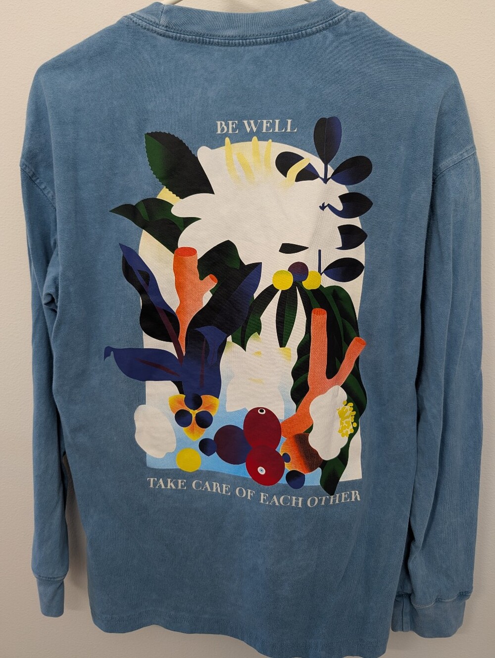 Nike 'Be Well' Long Sleeve Tee